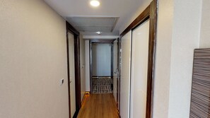 Draps en coton égyptien, literie de qualité, minibar, coffre-fort