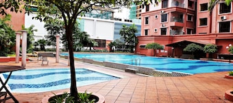 KK Marina Court Resort Vacation Condos