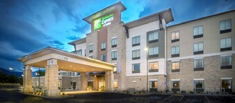 Holiday Inn Express & Suites Salt Lake City South - Murray by IHG