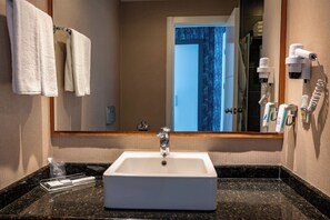 Shower, free toiletries, hair dryer, bathrobes