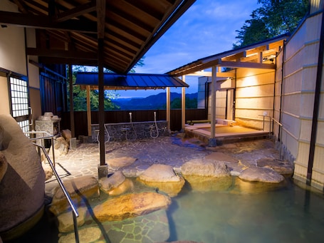 Aguas termales