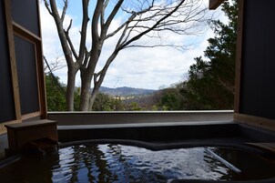 Hyoutan Japanese Style Family Suite Room with Open-Air Golden Hot Springs | View from room
