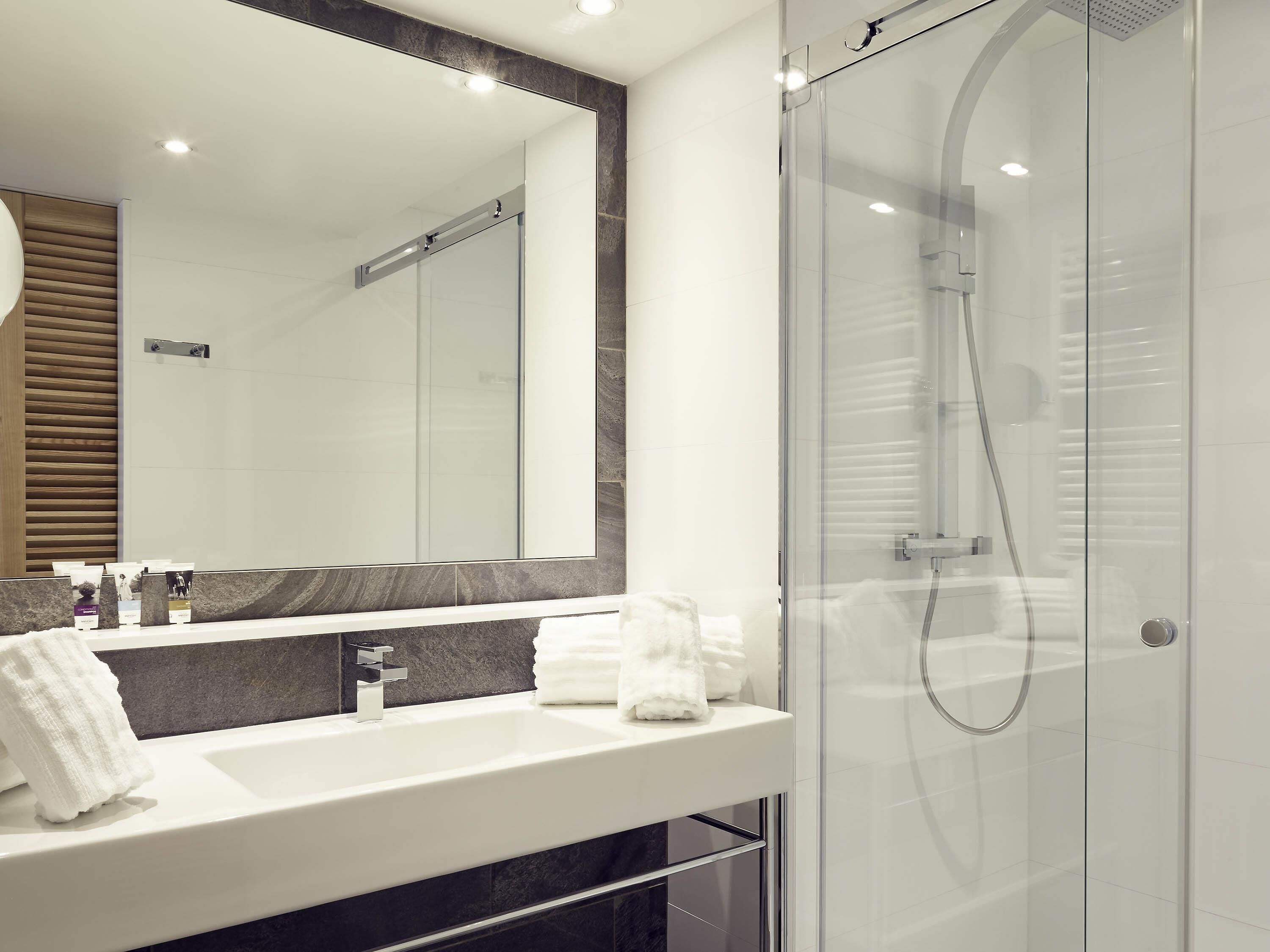 premium bedding, pillow-top beds, free minibar items, in-room safe