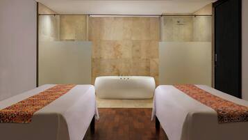 Couples treatment room(s), body treatments, aromatherapy, body wraps