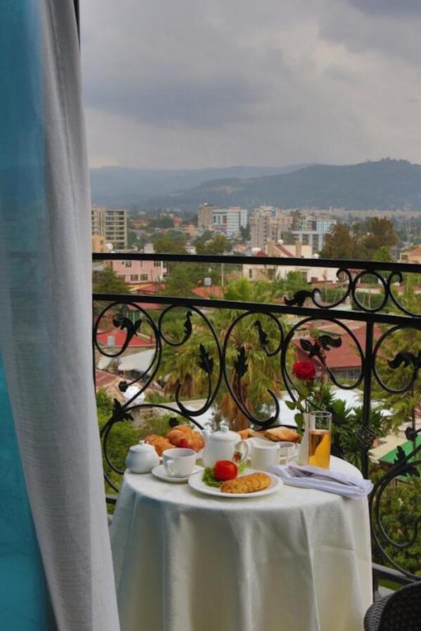 Superior Apartment | Terrace/patio