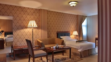 Habitación clásica con 2 camas individuales | Sábanas de algodón egipcio y ropa de cama de alta calidad