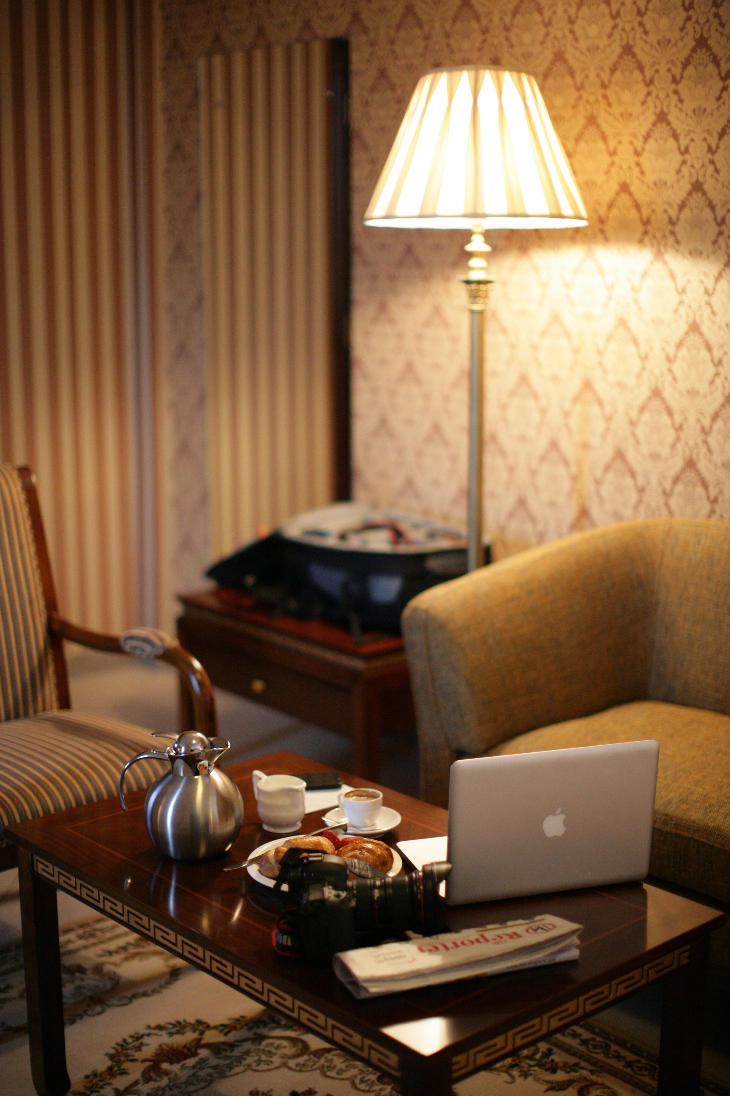 classic twin room | living area | 42-inch lcd tv with satellite channels, tv