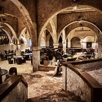 2 restaurants, breakfast, lunch, dinner served; Regional cuisine 