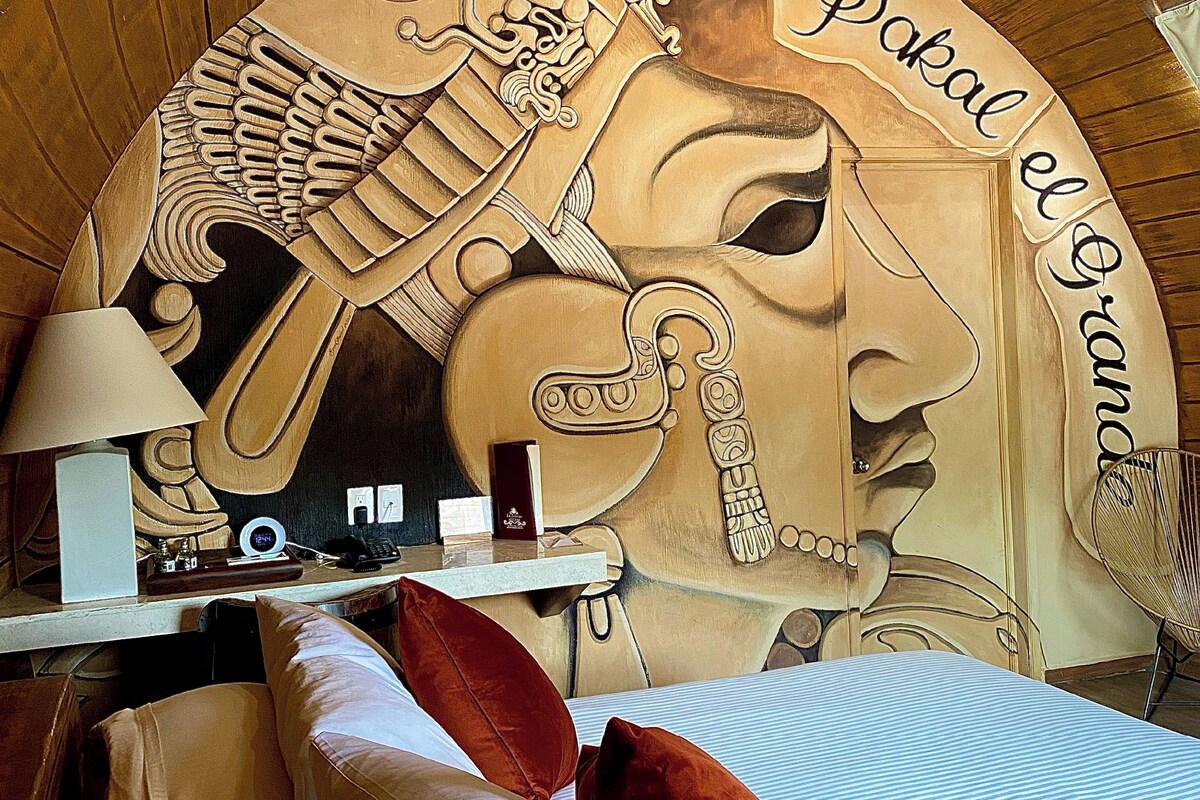Aged King (Barrica) | Minibar, in-room safe, WiFi (free), bed sheets