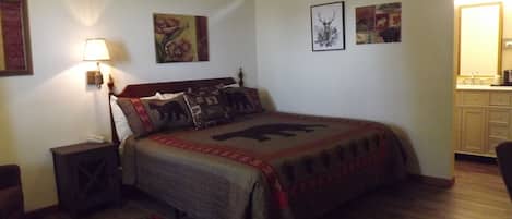 1 King Bed, Hill View, Ground Floor | Individually decorated, individually furnished, desk, blackout drapes