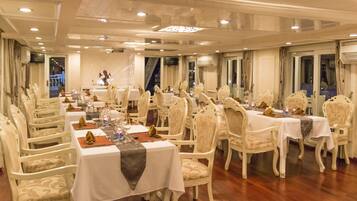 Cocina vietnamita con vista al mar