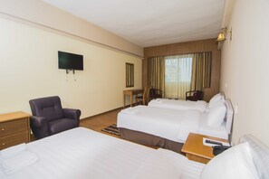 Suite - Asia Plaza Hotel (Yangon)