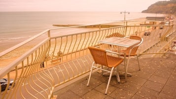 Suite, balkon, uitzicht op zee | Balkon