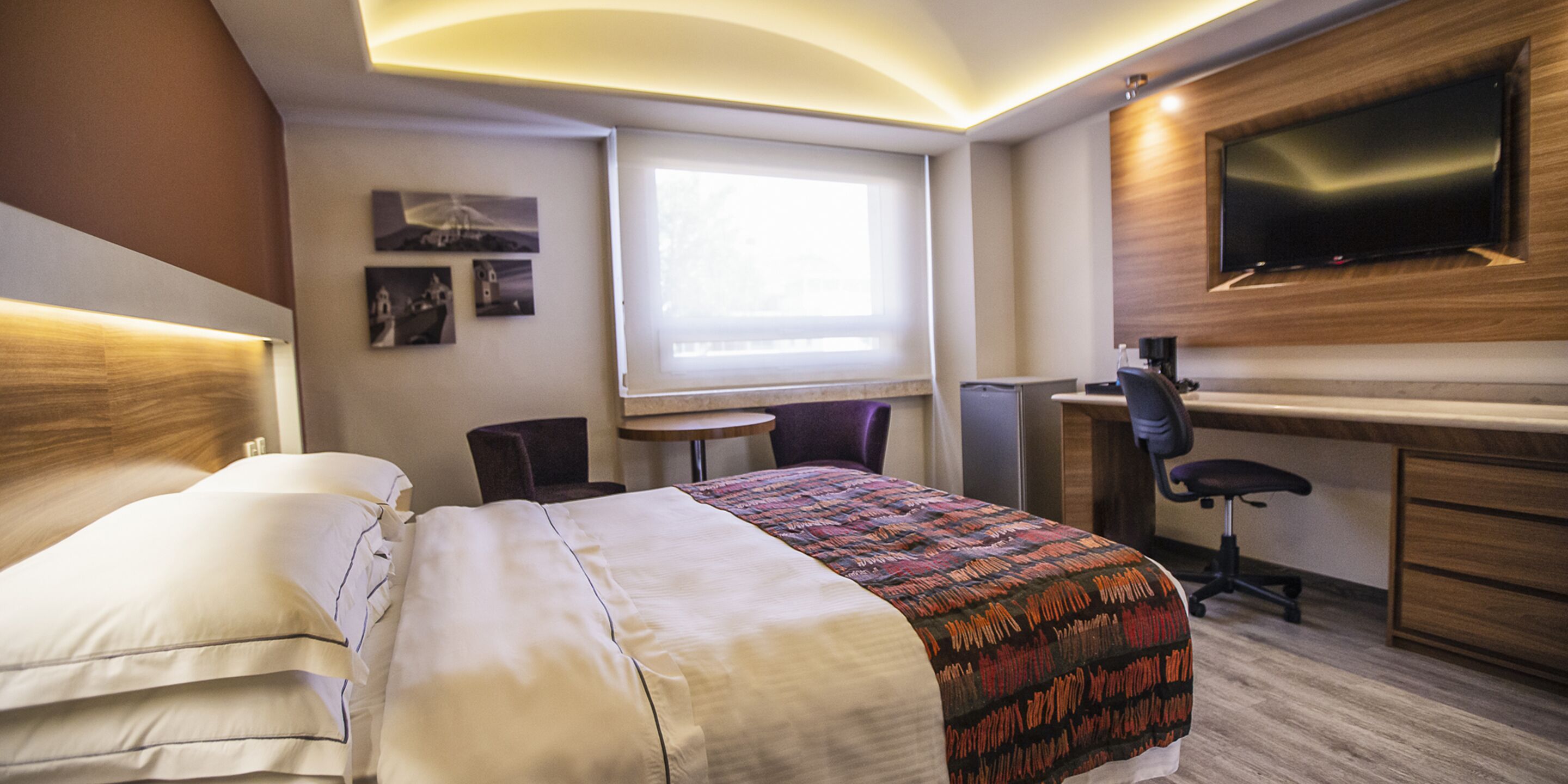 Down comforters, minibar, in-room safe, desk