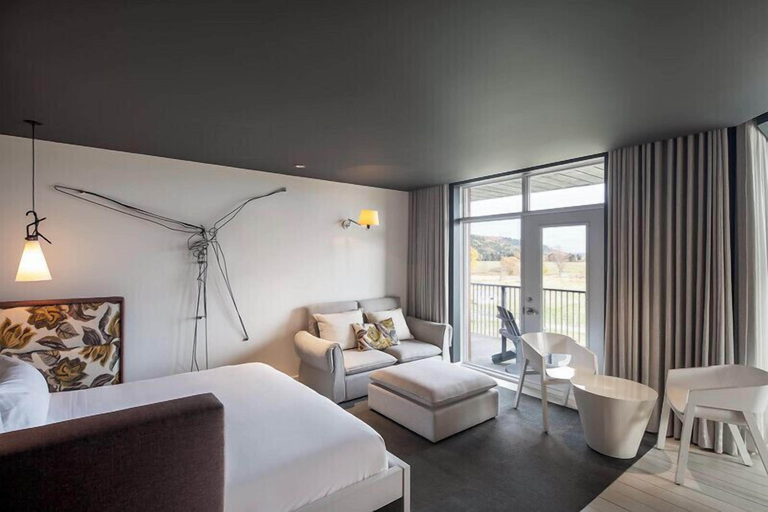 Chambre Luxe, 1 très grand lit, vue jardin