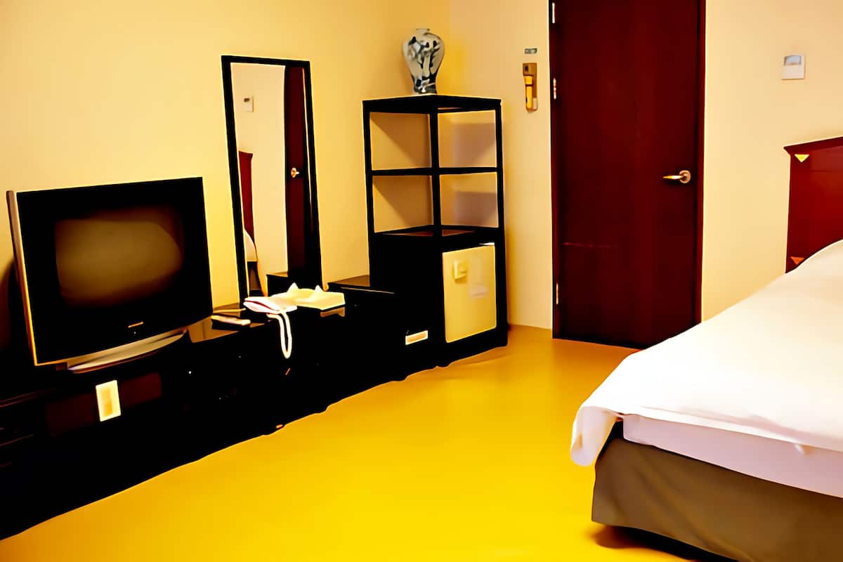 Double Room | Free WiFi