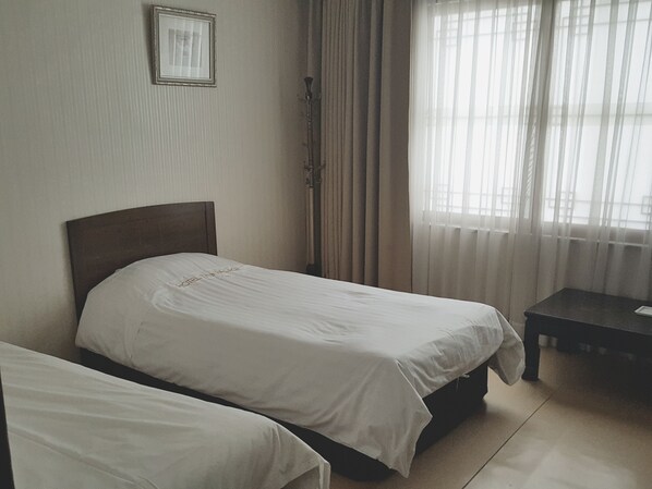 Phòng truyền thống (Korean Ondol Room) | Truy cập Internet không dây miễn phí