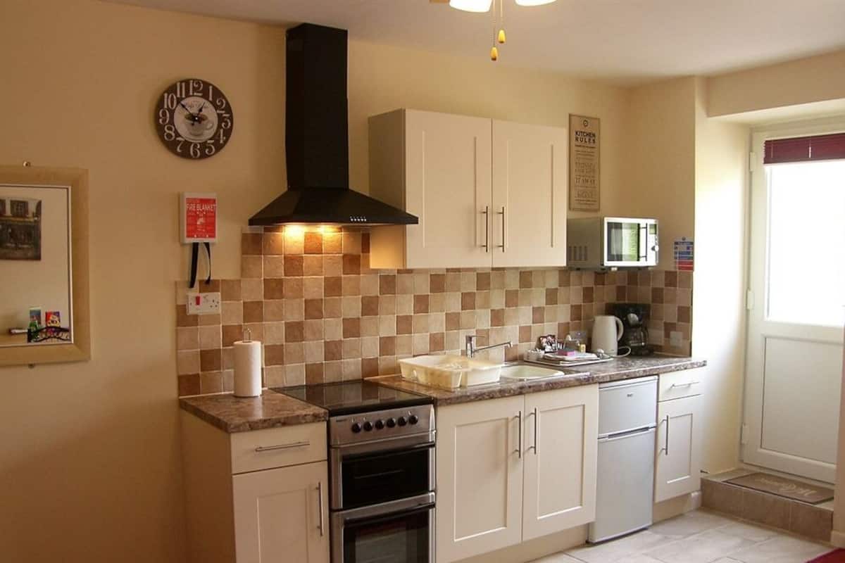 Apartment, Private Bathroom (Flat 9) | Private kitchen
