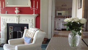 Unclassified image, 4 of 14, button - Bassets House (Eastbourne)