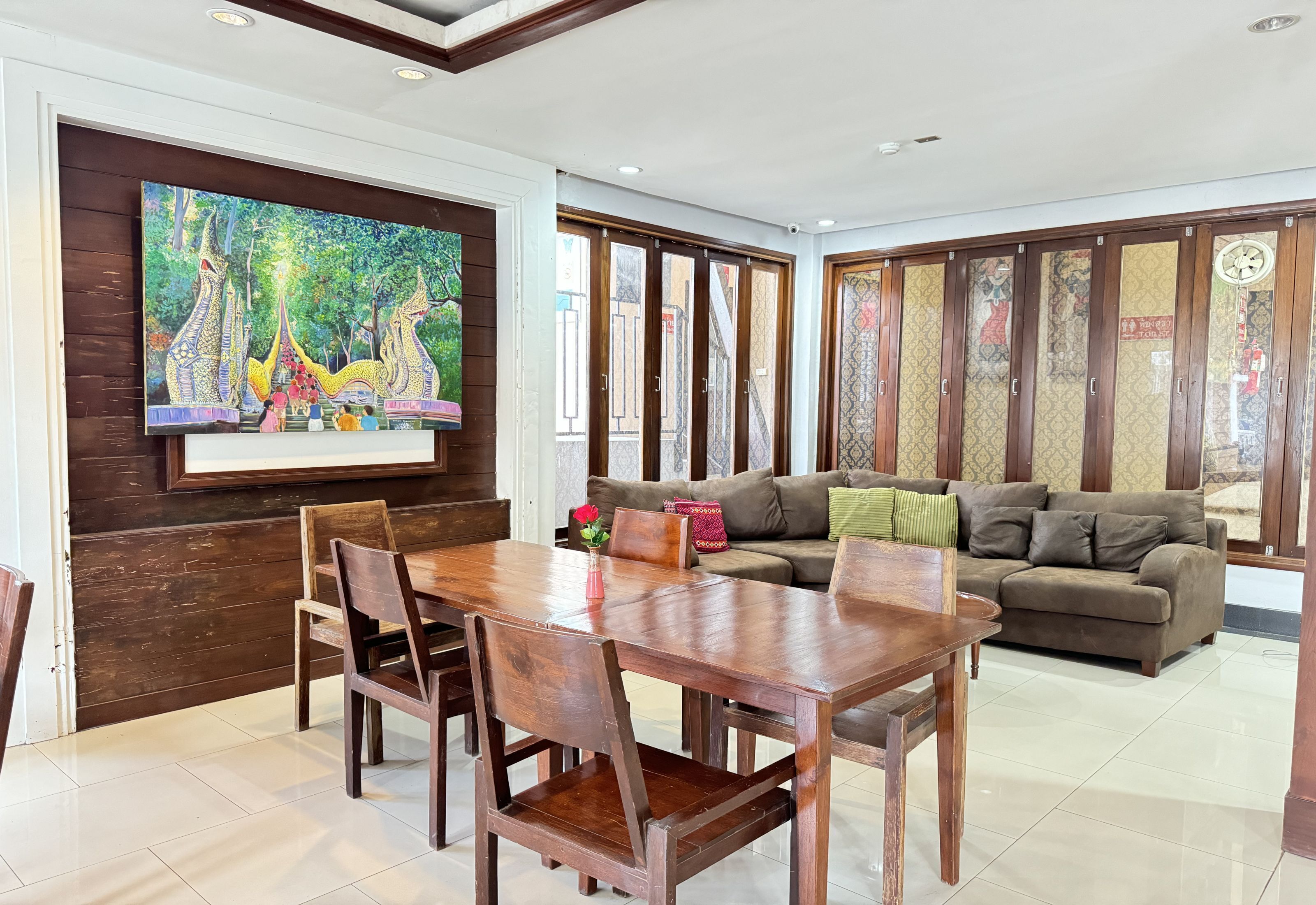 Photo - Collection O Bupamontra Chiangmai