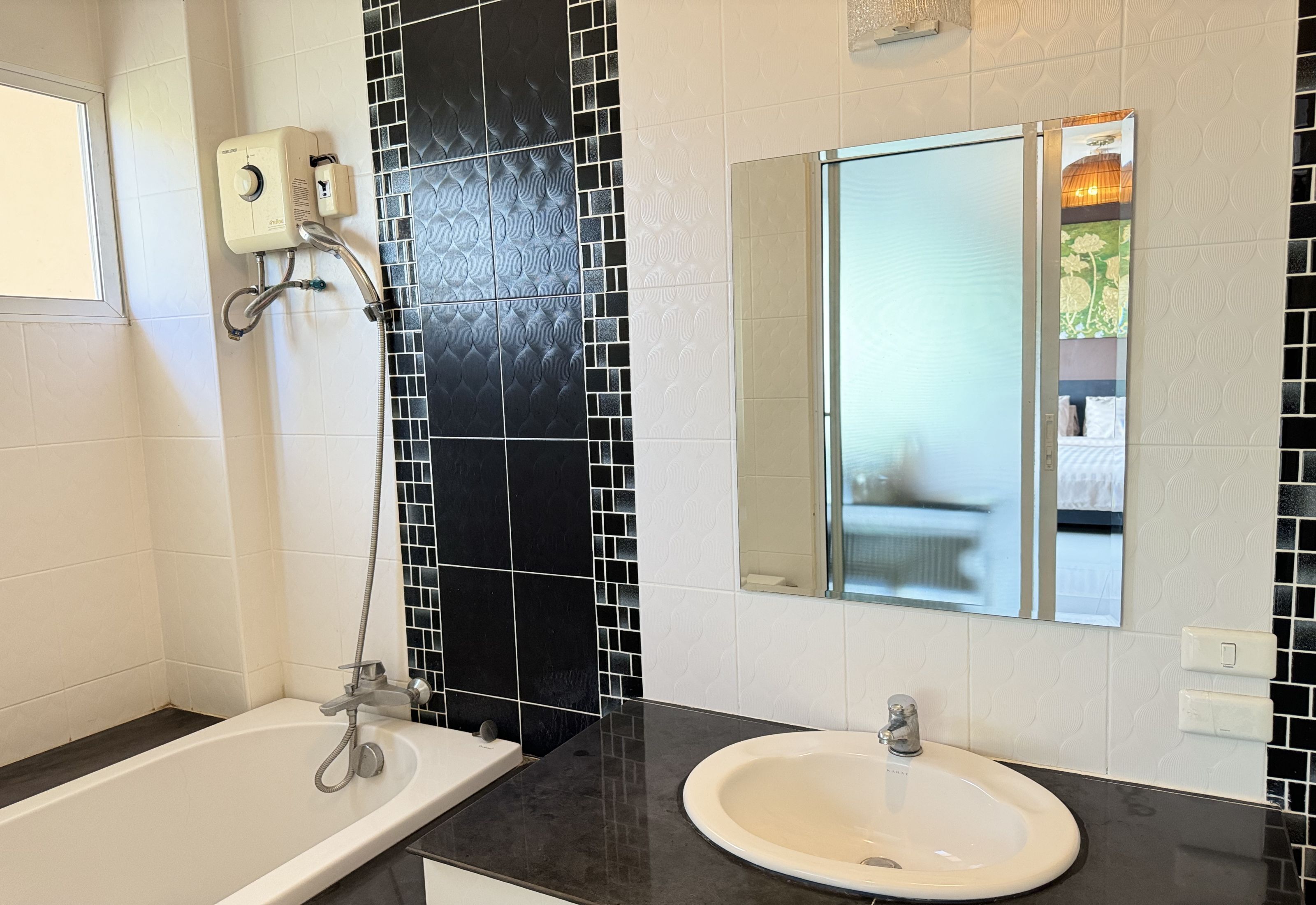 Photo - Collection O Bupamontra Chiangmai