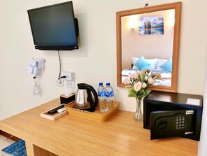 Coffre-fort, rideaux d’obscurcissement, accès au Wi-Fi (inclus)