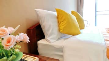 Double Room, 1 Queen Bed | In-room safe, blackout curtains, free WiFi
