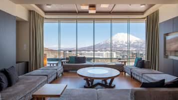 頂層客房, 4 間臥室 | 客廳 | 55 吋LCD 電視連數碼電視頻道、電視、Netflix