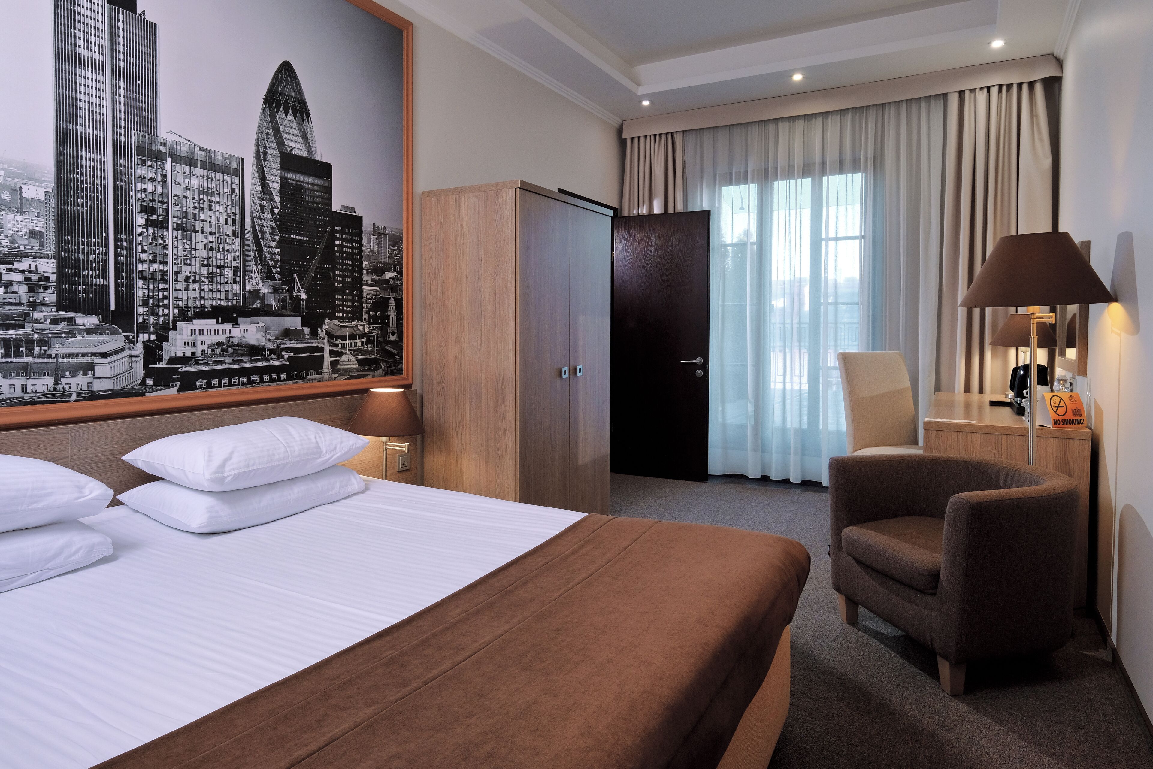 Habitación familiar | Ropa de cama hipoalergénica y minibar 