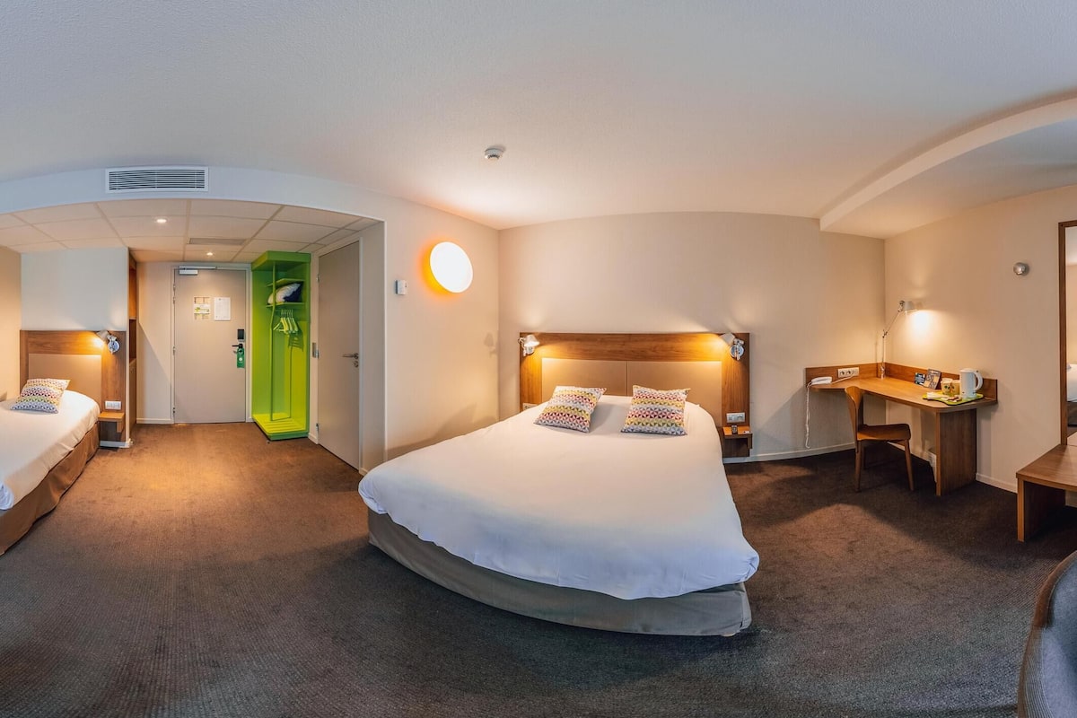 Superior Room, Multiple Beds | Desk, blackout drapes, soundproofing, iron/ironing board