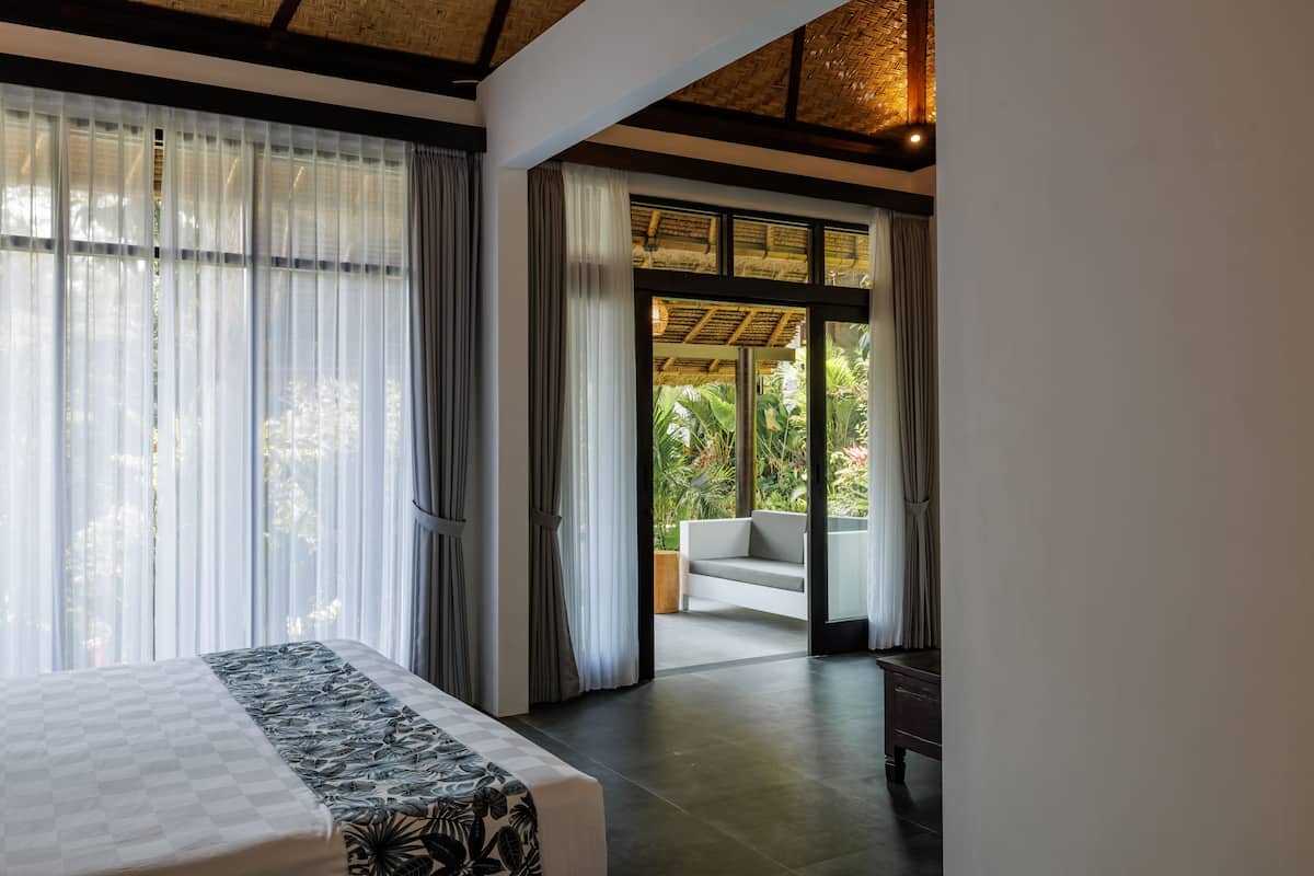 Dedari Villa | 1 bedroom, Egyptian cotton sheets, iron/ironing board, cribs/infant beds