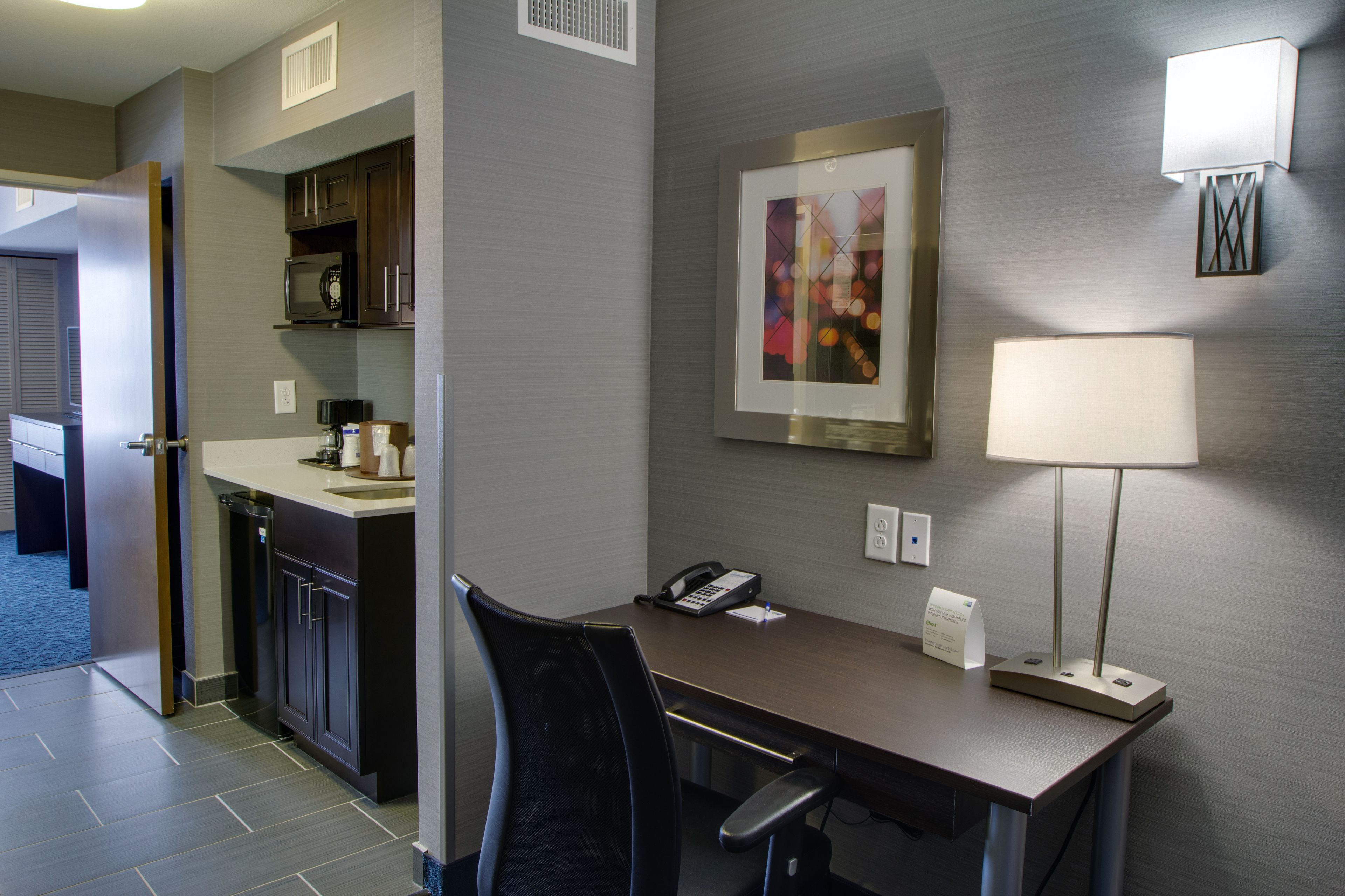 1 bedroom, desk, iron/ironing board, free cots/infant beds