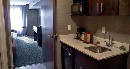 Holiday Inn Express & Suites Sidney by IHG