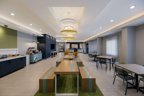 Desayuno de autoservicio incluido todos los días