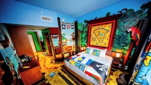 High-speed internet, alarm clocks - Legoland Hotel (Winter Haven)