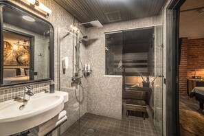 Superior Studio Suite, 1 King Bed, City View, Tower | Bathroom | Hair dryer, bidet, towels, soap