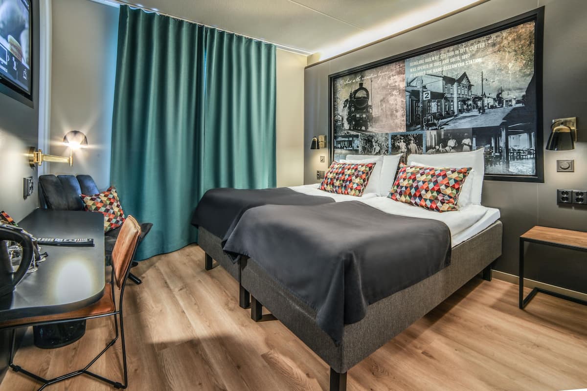 Business Double Room, 2 Single Beds