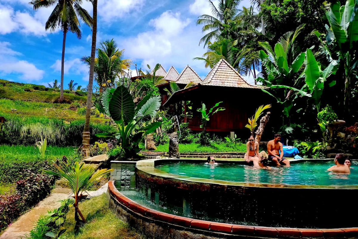 Three bedroom villa with kitchen | 1 bedroom, minibar, in-room safe, individually decorated
