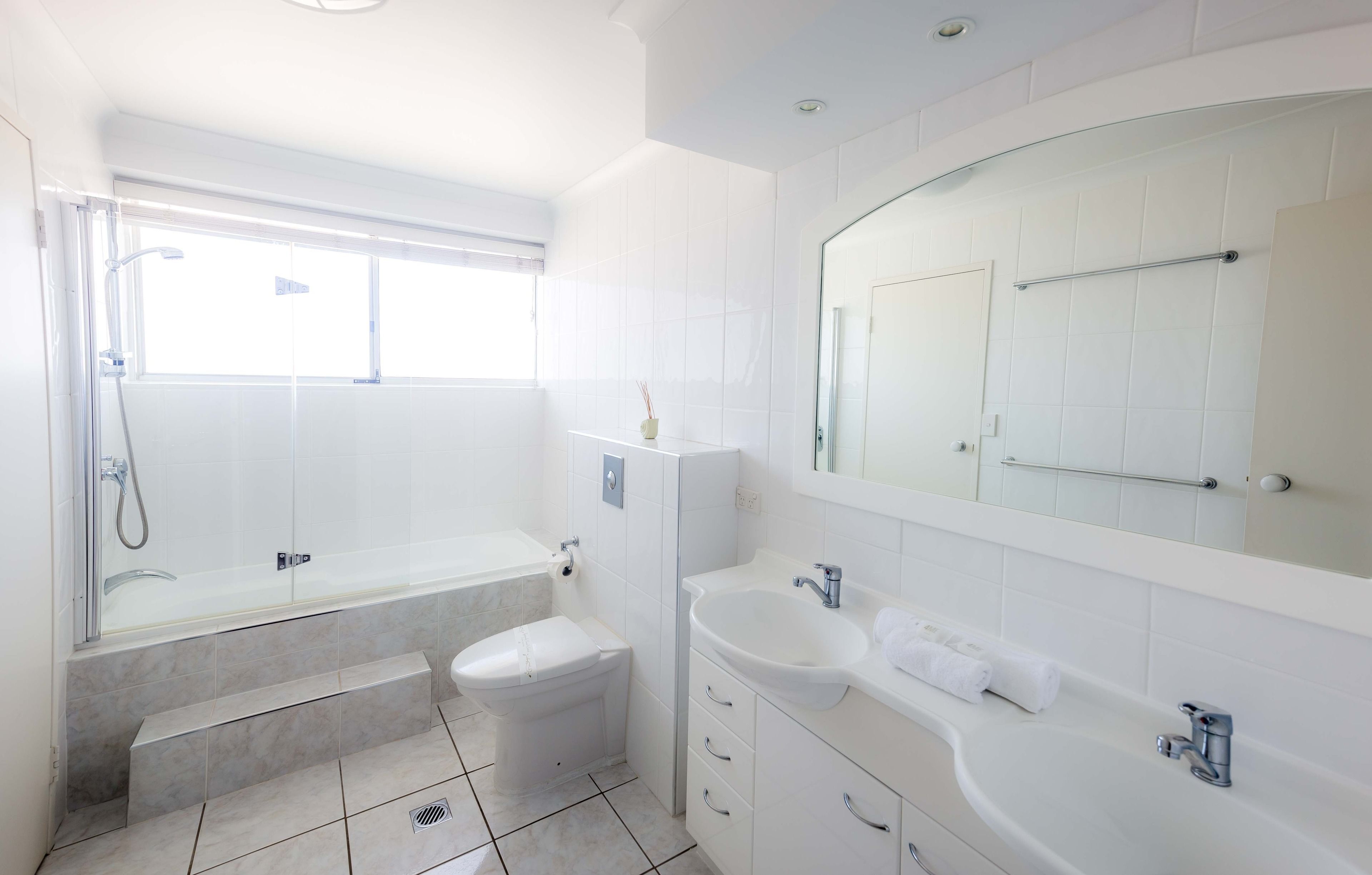 Solnamara Beachfront Apartments — image 20