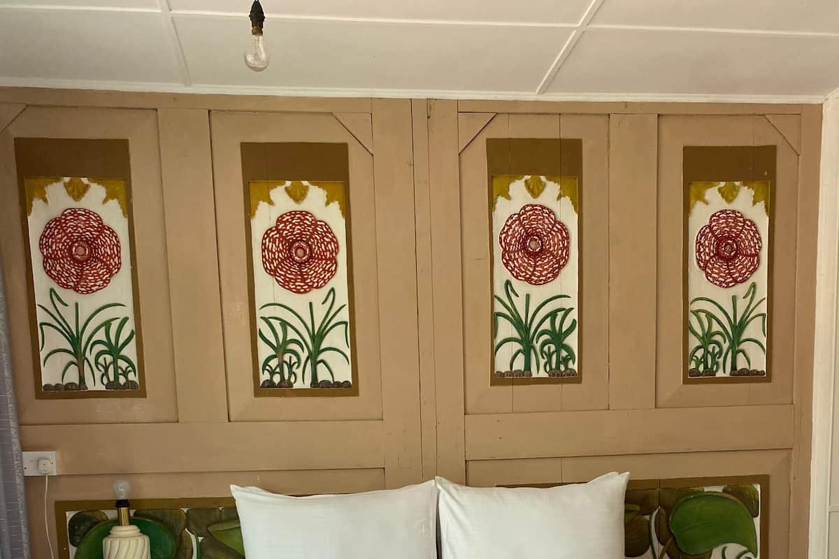 Standaard tweepersoonskamer, 1 queensize bed, uitzicht op bergen | 1 slaapkamer, beddengoed