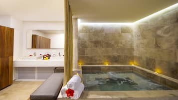 Salas de tratamiento para parejas, sauna y tina de hidromasaje