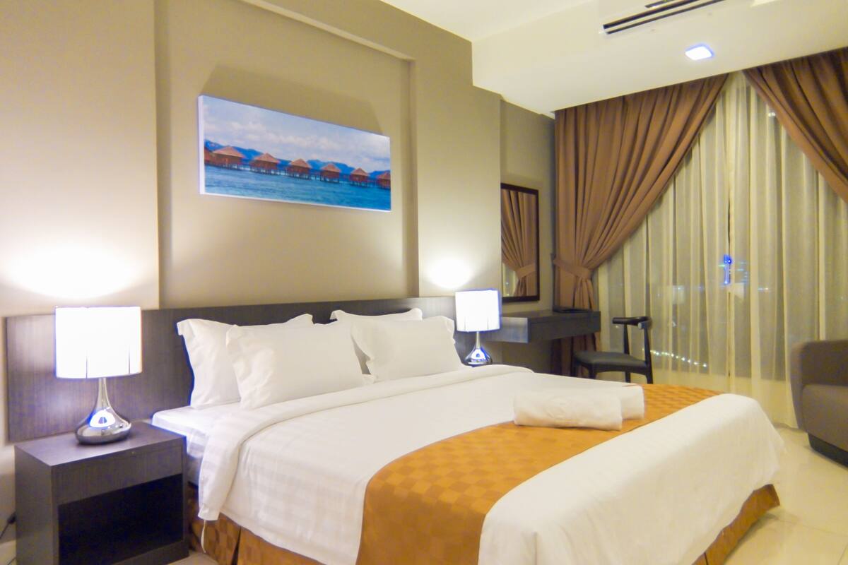 in-room safe, desk, iron/ironing board, rollaway beds