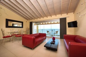 Panoramic Penthouse, Terrace, Sea View | Living room - Batelo Boutique Hotel - Adults Only (Corfu)