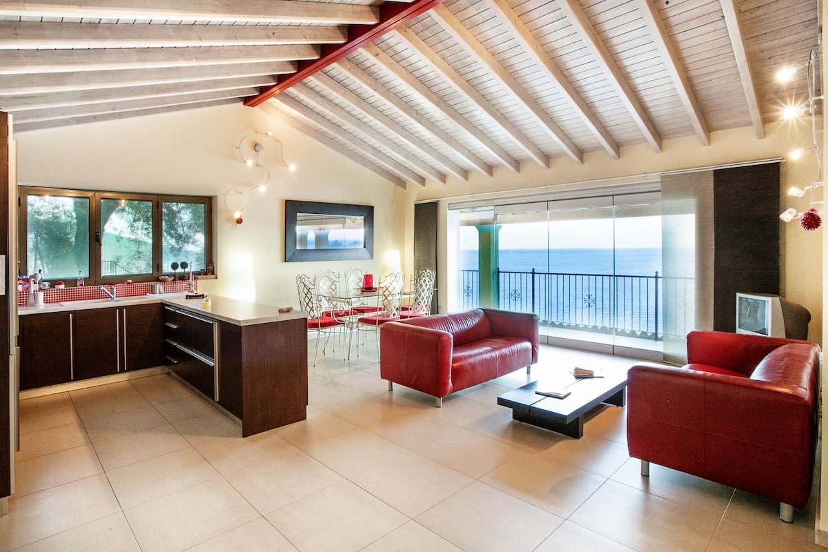 Panoramic Penthouse, Terrace, Sea View | Memory foam beds, desk, soundproofing, iron/ironing board