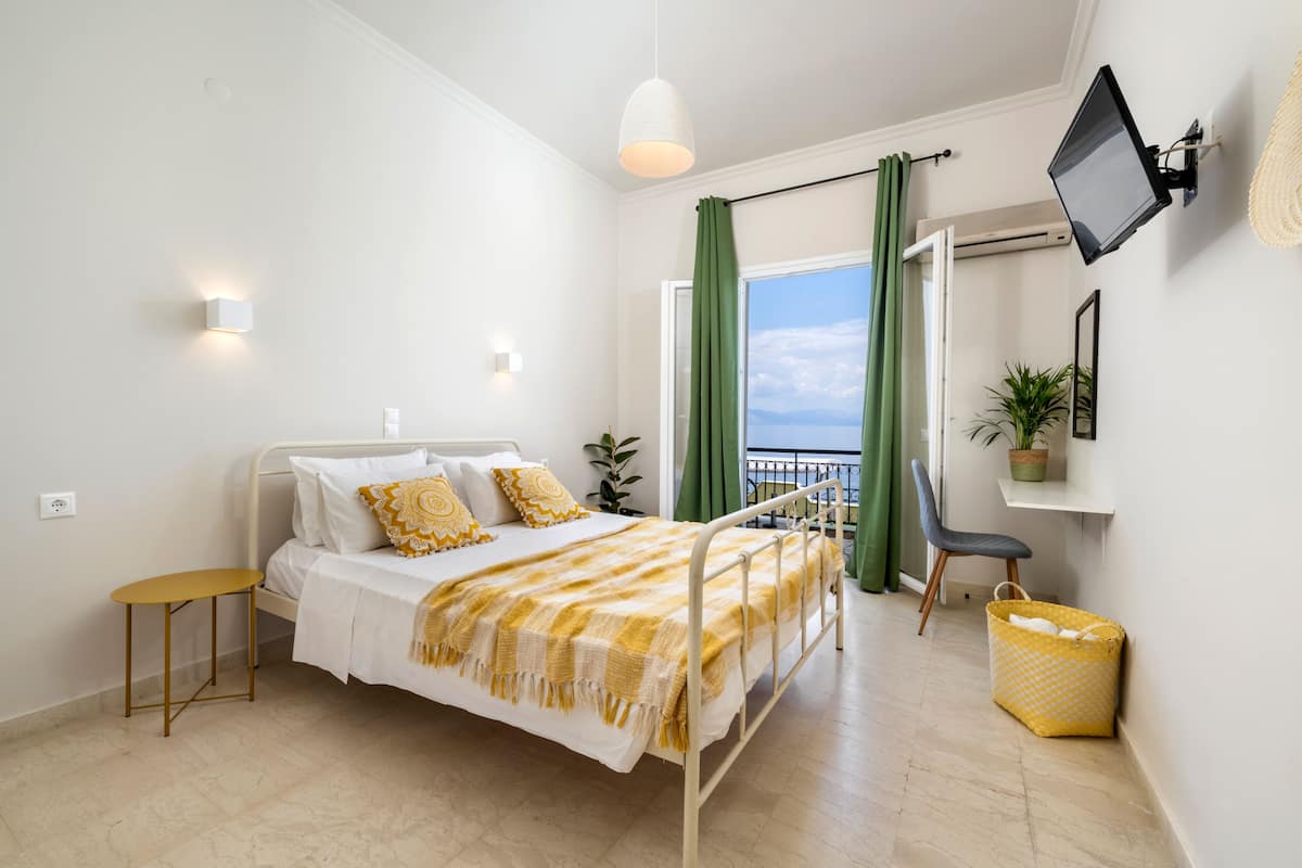 Deluxe Apartment, 2 Bedrooms, Terrace, Sea View | Memory foam beds, desk, soundproofing, iron/ironing board