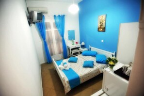 Double or Twin Room | Iron/ironing board, free WiFi - Benitsa Beach Hotel (Corfu)
