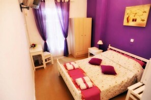 Dobbelt- eller tomannsrom | Strykejern/-brett og wi-fi (inkludert)