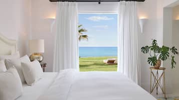 2 Bedroom Beach Villa Seafront | 1 多间卧室、迷你吧、客房内保险箱、特色装修