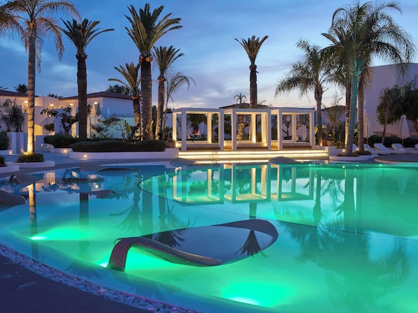 Outdoor pool, pool umbrellas, pool loungers