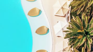 Outdoor pool, pool umbrellas, pool loungers